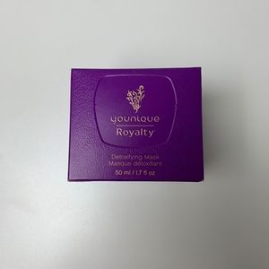 Younique Royalty Detoxifying Mask